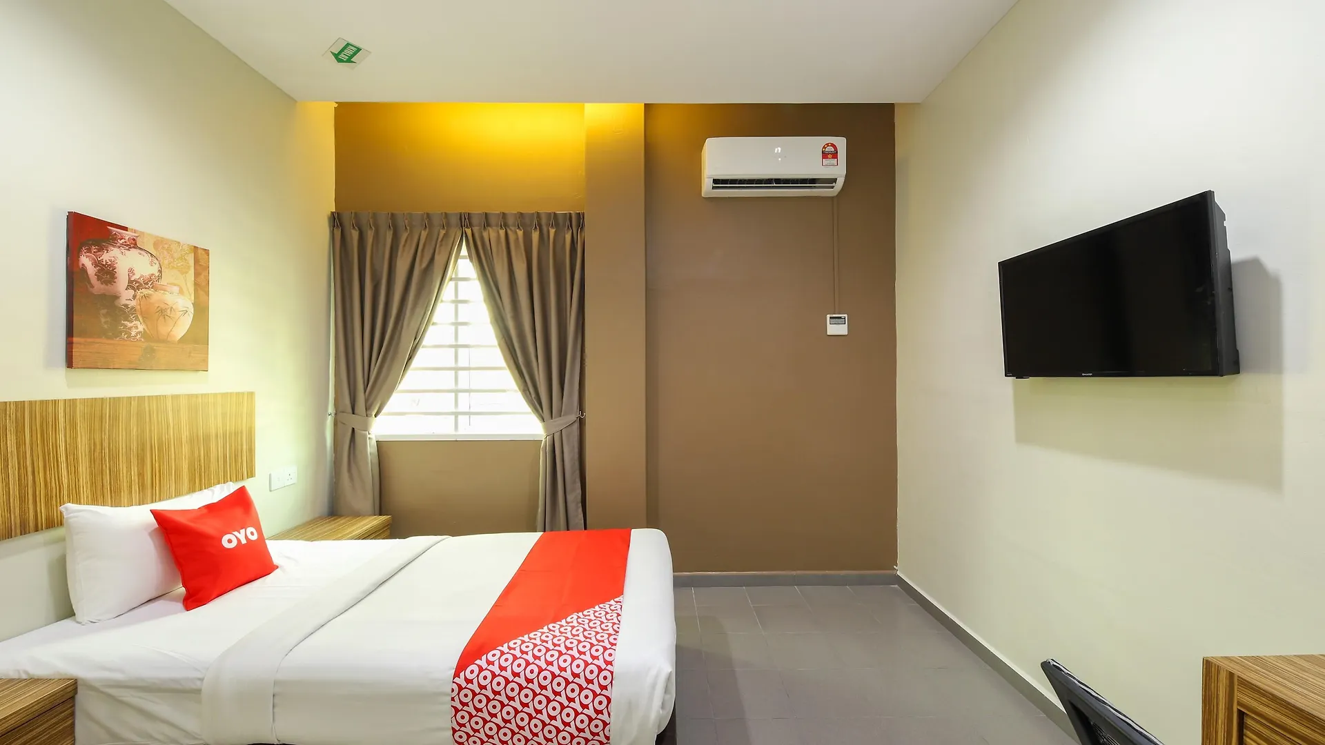 Oyo 89839 Riaz Hotel Malacca 2*,