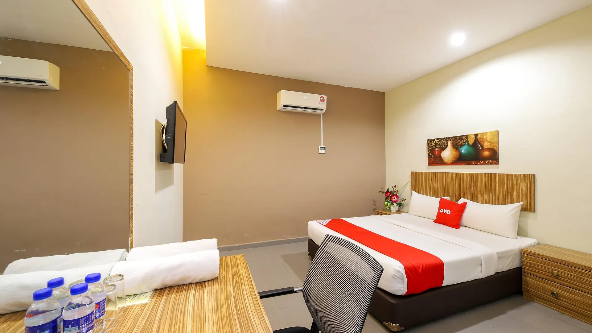 Oyo 89839 Riaz Hotel Malacca