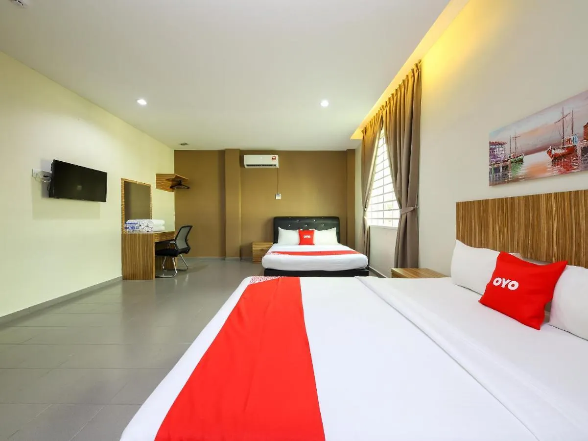 Oyo 89839 Riaz Hotel Malacca