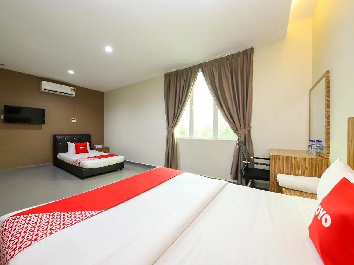 **  Oyo 89839 Riaz Hotel Malacca Malaysia