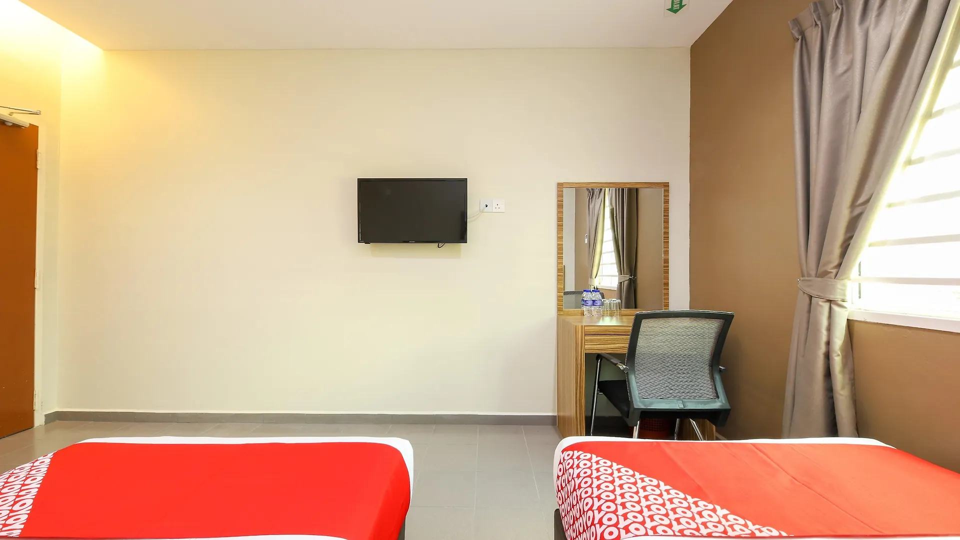 Oyo 89839 Riaz Hotel Malacca