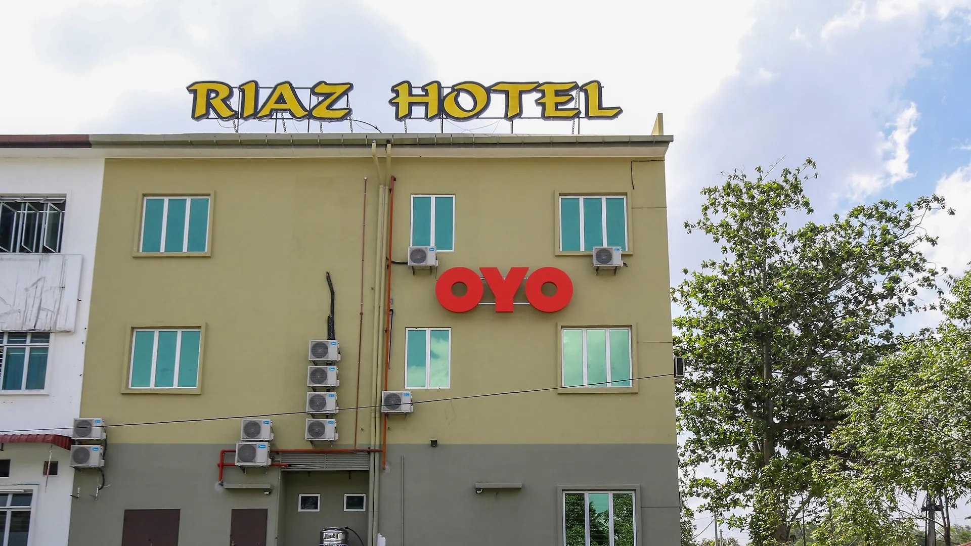 Oyo 89839 Riaz Hotel Malacca